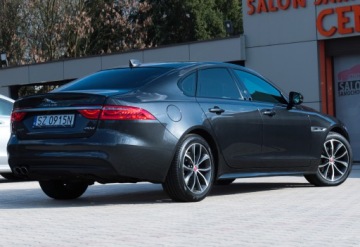Jaguar XF II Sedan 2.0 i4D 180KM 2018 Jaguar XF R-Sport Ogrzew.Kierow. Navi Pro 10,2’" Fotele Elek.+Ogrz. Carplay, zdjęcie 38