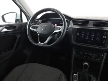 Volkswagen Tiguan II SUV Plug-in 1.4 TSI e-HYBRID 245KM 2022 Volkswagen Tiguan hybryda plug-in virtual navi, zdjęcie 15