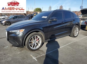 Alfa Romeo Stelvio SUV 2.0 Turbo 280KM 2018 Alfa Romeo Stelvio TI Sport 2018 2.0l 2.0 Benzyna 280KM