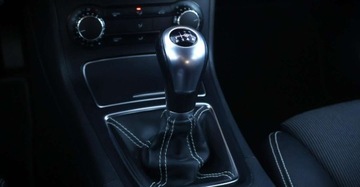 Mercedes Klasa B W246 Sports Tourer Facelifting 1.6 180 BlueEFFICIENCY Edition 122KM 2016 Mercedes-Benz Klasa B (Nr.024) 1.6 122 KM Nawigacja Kliamtyzacja Parktron, zdjęcie 27