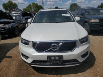 Volvo XC40 2021 Volvo XC 40 T5 MOMENTUM 2.0 Benzyna 248KM, zdjęcie 1