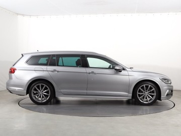 Volkswagen Passat B8 Variant 2.0 TSI BlueMotion Technology 220KM 2017 VW Passat 2.0 TSI, Salon Polska, Automat, Skóra, zdjęcie 5