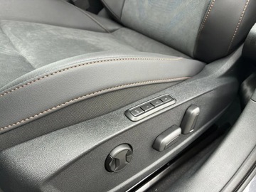 Cupra Leon II 2025 Cupra Leon 1.5 eTSI mHEV 150 KM DSG, zdjęcie 17