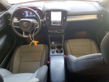 Volvo XC40 2024 Volvo XC 40 2024 VOLVO XC40 CORE 2.0 Benzyna 248KM, zdjęcie 7
