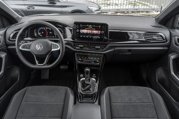 Volkswagen T-Roc I SUV Facelifting 1.5 TSI ACT 150KM 2025 Volkswagen T-Roc Final Edition 1.5 TSI 150 KM DSG, zdjęcie 16