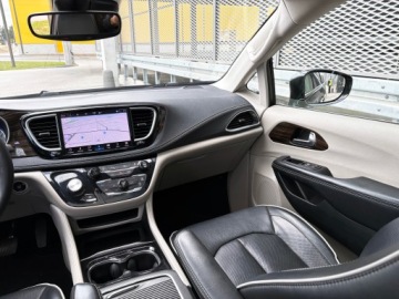 Chrysler Pacifica II 2022 2022 CHRYSLER PACIFICA LIMITED 4X4, zdjęcie 23