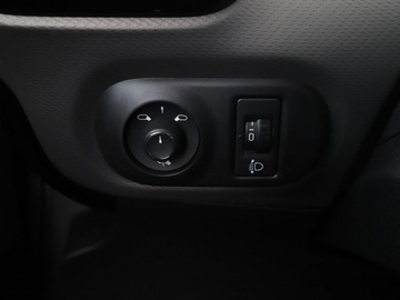 Citroen C4 Cactus Crossover Facelifting 1.2 PureTech 110KM 2020 Citroen C4 Cactus Niski przebieg Navi Kamera, zdjęcie 36