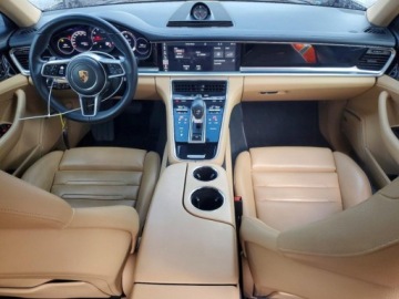 Porsche Panamera II Liftback 3.0 330KM 2018 Porsche Panamera 4 2018 3.0 Benzyna 330KM, zdjęcie 8