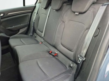 Renault Megane IV GrandCoupe Facelifting 1.0 TCe 115KM 2022 Renault Megane Salon PL Benzyna LED Lift aut klimatyzacja Benzyna 116KM, zdjęcie 13