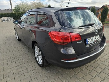 Opel Astra J Sports Tourer Facelifting 1.4 Turbo ECOTEC 140KM 2013 Opel Astra KlimaTronik ,Elektryka ,Pdc, Serwis, zdjęcie 4