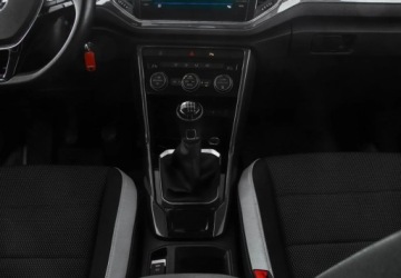 Volkswagen T-Roc I SUV 1.5 TSI ACT 150KM 2021 Volkswagen T-Roc 1.5 TSI 150KM Premium Kamera Cofania Pokrywa bagaznika el, zdjęcie 16