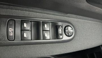 Peugeot 5008 I Minivan 1.6 HDi FAP 115KM 2013 Peugeot 5008 1.6HDi 115PS OPŁACONY Bezwypadkowy, zdjęcie 28