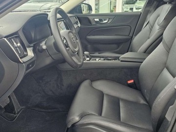 Volvo V60 II  Kombi Plug-In Facelifting 2.0 T6 350KM 2025 VOLVO V60 T6 AWD Plug-In Hybrid Plus Bright Combi 2.0(350KM) 2025, zdjęcie 6