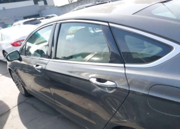 Ford Fusion 2017 Ford Fusion Hybrid Platinum, od ubezpieczalni 2.0 Hybryda 141KM, zdjęcie 3