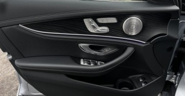 Mercedes Klasa E W214 Sedan Plug-In 2.0 300de 313KM 2023 Mercedes-Benz Klasa E SalonPL AMG Line MultibeamLED Kamera360 Burmester FV, zdjęcie 8