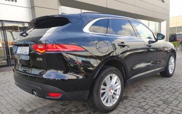 Jaguar F-Pace SUV 2.0 i4P 300KM 2018 Jaguar F-Pace 2.0 300KM Auto AWD Portfolio FV23 2.0 Benzyna 300KM, zdjęcie 5