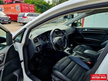 Volkswagen Golf VII Hatchback 3d 1.6 TDI-CR DPF 105KM 2013 Volkswagen Golf Hatchback zarejestrowany niski przebieg nawigacja 1.6 105KM, zdjęcie 14