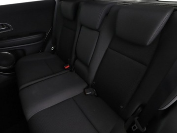 Honda HR-V II SUV 1.5 i-VTEC 130KM 2018 Honda HR-V 1.5 i-VTEC Elegance Nawigacja Tempomat, zdjęcie 16