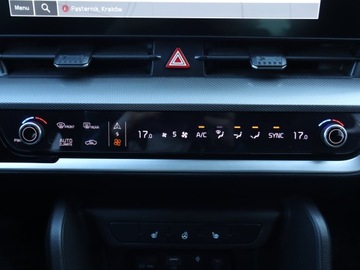 Kia Sportage V SUV 1.6 T-GDI 150KM 2022 Kia Sportage 1.6 T-GDI, Salon Polska, zdjęcie 11