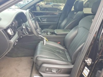 Bentley Bentayga 2019 Bentley Bentayga 2019. 4.0 Benzyna 550KM, zdjęcie 7
