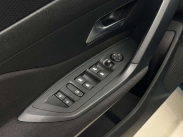 Peugeot 2023 Peugeot 308 Active Pack CarPlayAndroid Auto LED Czujniki parkowania, zdjęcie 17