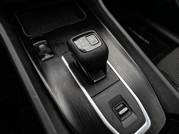 Nissan Qashqai III Crossover 1.3 DIG-T MHEV 158KM 2022 NISSAN Qashqai 1.3 DIG-T mHEV Acenta 2WD Suv 158KM 2022, zdjęcie 18