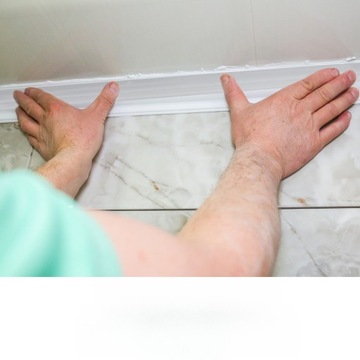 ЗАЩИТНАЯ ЛЕНТА ДЛЯ САМОКЛЕЯЩИХСЯ НАКЛЕЙКИ, ОТДЕЛКИ ВАННЫ, ВОДОПРОВОДА, ПРОКЛАДКИ ПВХ