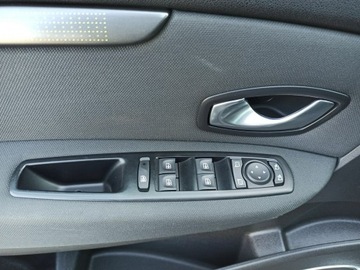 Renault Grand Scenic II Grand Scenic 1.4 TCe 16v 130KM 2010 Renault Scenic 1.4 TCE, 130 KM, zdjęcie 17