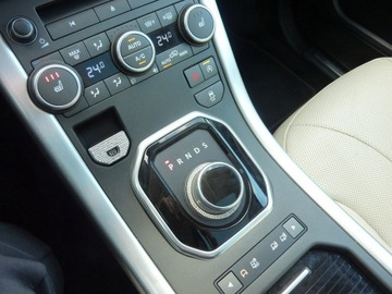 Land Rover Range Rover Evoque I 2015 Land Rover Range Rover Evoque 2.0 Benzyna, zdjęcie 28