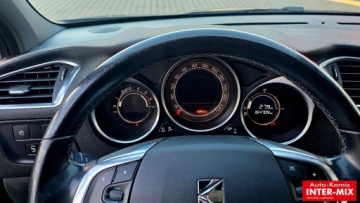 DS 4 I Hatchback Facelifting 2015 (Citroen) 1.6 e-HDi 115KM 2015 Citroen DS4 Zarejestrowany niski przebieg 1.6 Diesel 114KM, zdjęcie 9
