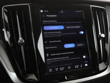 Volvo V60 II  Kombi Facelifting 2.0 B4 197KM 2023 Volvo V60 FV23% B4 Plus Dark automat mHEV skóra, zdjęcie 25