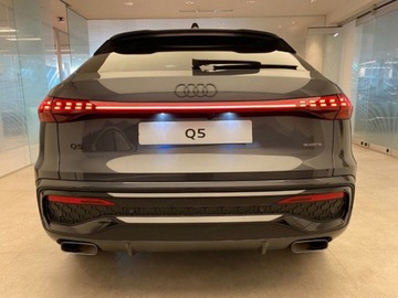 Audi 2025 AUDI Q5 TFSI quattro S line Sportback Suv 2.0 (204KM) 2025, zdjęcie 1