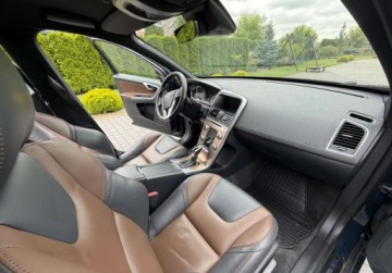 Volvo XC60 I SUV Facelifting 2.0 D4 DRIVE-E 181KM 2014 Volvo XC 60 2.0D4 181PK Automat Skory Xenon Panorama Serwis Zadbane POLECAM, zdjęcie 34