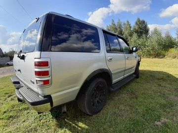 Ford Expedition I 1998 Ford Expedition XLT 98 z silnikiem 5.4 v8 Tritron, zdjęcie 30