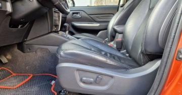 Mitsubishi L200 VI 2.2 Diesel 150KM 2019 Mitsubishi L200 Aut. 4x4 Super Select Instyle, I wl. polski salon, serwis, zdjęcie 13