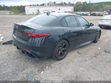 Alfa Romeo Giulia II 2023 Alfa Romeo Giulia Quadrifoglio 2023 2.9l 2.9 Benzyna 505KM, zdjęcie 5
