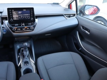 Toyota Corolla XII Sedan 1.8 Hybrid 122KM 2021 Toyota Corolla 1.8 Hybrid, Salon Polska, zdjęcie 7