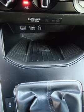 Seat Arona Crossover 1.0 EcoTSI 95KM 2019 Seat Arona bezwypadkowy zadbany Gwarancja, zdjęcie 21