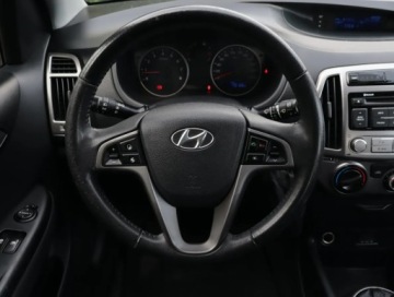 Hyundai i20 I Hatchback 5d Facelifting 1.2 DOHC 85KM 2012 Hyundai i20 1.2, Przejechał tylko 49163 KM, Klima, zdjęcie 16