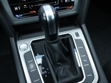 Volkswagen Passat B8 Variant Facelifting 1.5 TSI EVO 150KM 2020 VW Passat 1.5 TSI, Salon Polska, Serwis ASO, zdjęcie 13