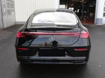 Mercedes CLA C118/X118 2025 MERCEDES-BENZ CLA 220 4-Matic AMG Line 1.5 (190KM) 2025, zdjęcie 2