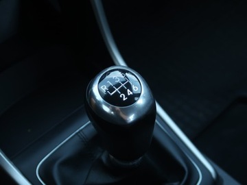 Hyundai i30 II Hatchback 3d 1.6 GDI 135KM 2014 Hyundai i30 1.6 GDI, Salon Polska, Klima, zdjęcie 15