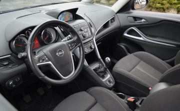 Opel Zafira C Tourer 1.6 CDTI ECOTEC 136KM 2015 Opel Zafira 1,6 CDTI 136 KM COSMO Nawigacja SUPER STAN 1.6 Diesel 136KM, zdjęcie 19