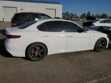 Alfa Romeo Giulia II Sedan Facelifting 2.0 Turbo 280KM 2020 Alfa Romeo Giulia TI 2020 2.0l 2.0 Benzyna 280KM, zdjęcie 3