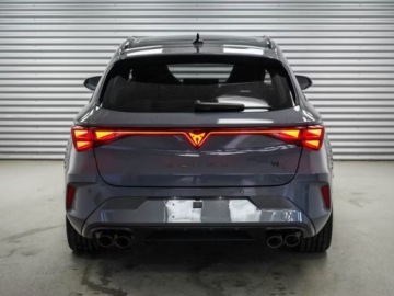 Cupra Leon II Sportstourer Facelifting 2.0 TSI 333KM 2025 CUPRA Leon VZ 2.0 TSI 4Drive DSG Combi 333KM 2025, zdjęcie 1