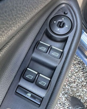 Ford Kuga II SUV Facelifting 1.5 EcoBoost 150KM 2019 Ford Kuga St line,Niemcy,El bagaznik,Sony 1.5 Benzyna 150KM, zdjęcie 15