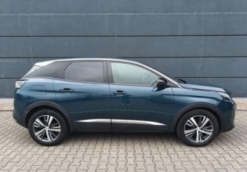 Peugeot 3008 II Crossover Facelifting  1.5 BlueHDi 130KM 2022 Peugeot 3008 1.5 BlueHDI 130KM Allure Vat 23 Automat Hak 1.5 Diesel 130KM, zdjęcie 4