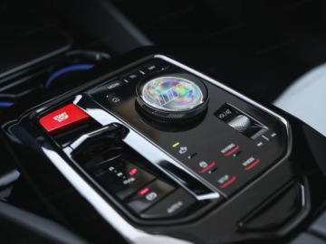 BMW Seria 5 G90-91 M Sedan 4.4 V8 727KM 2025 BMW Seria 5 M5 Sedan 4.4 (727KM) 2025, zdjęcie 8