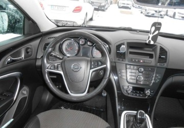 Opel Insignia I Sports Tourer 2.0 CDTI ecoFLEX Start/Stop 160KM 2011 Opel Insignia Opel Insignia I 2.0 DIESEL 160 KM 2.0 Diesel 160KM, zdjęcie 9