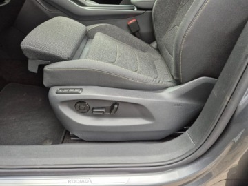 Skoda Kodiaq II SUV 1.5 TSI mHEV 150KM 2026 Skoda Kodiaq Kodiaq Drive 1,5 TSI 150 KM z placu 7, zdjęcie 16